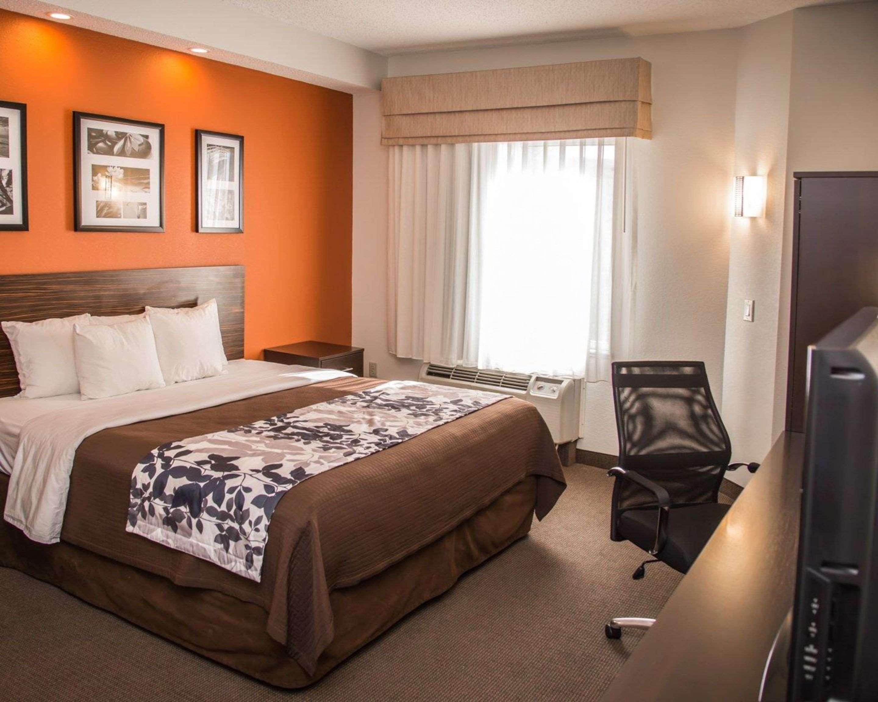 Sleep & At Mills Hotel